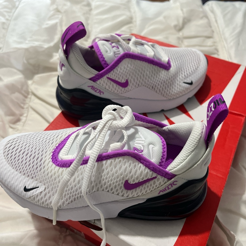 Nike Kids White and Purple air max 270 Sneakers 12c